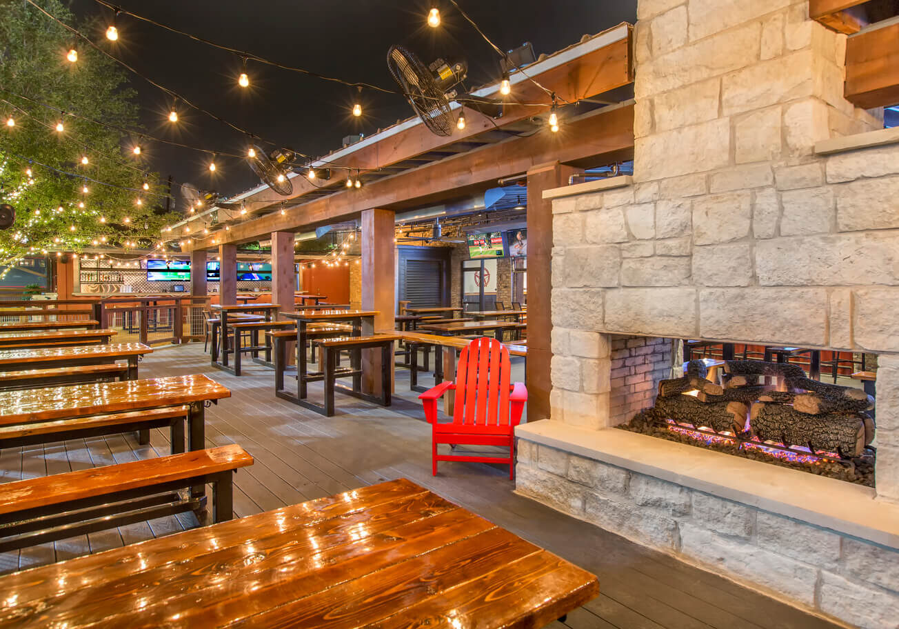 grapevine texas patio bar with fireplace